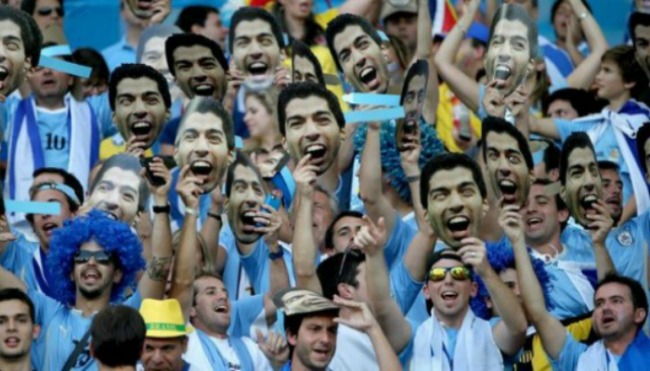 Luis Hot Sport:  Hiljade Luisa Suareza na tribinama malo Urugvajcima 
