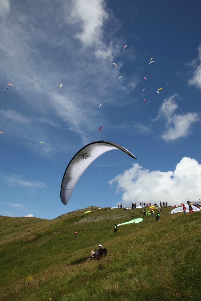 Kopaonik Evropsko prvenstvo u paraglajdingu1 Kopaonik: Evropsko prvenstvo u paraglajdingu