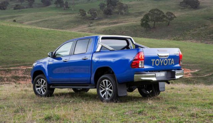 toyota 5 Toyota Hilux za 2016. godinu