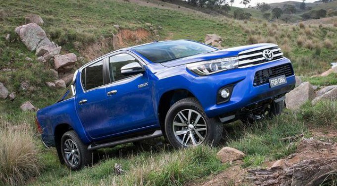 toyota 6 Toyota Hilux za 2016. godinu