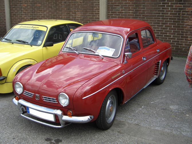 Renault Dauphine Predstavljamo ti najgore automobile u istoriji
