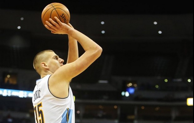 Nikola Jokic Denver Nagets twitter com Vesti iz sveta sporta: Mesi igra svoj 500. meč u Barsi