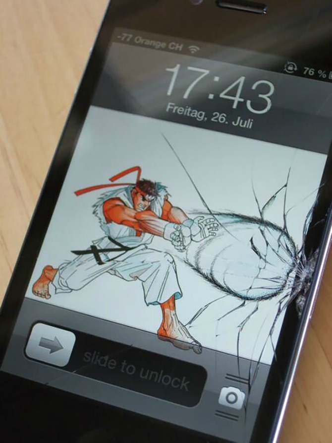 Sredite razbijeni ekran svog mobilnog telefona na ZANIMLJIV način Sredite razbijeni ekran svog mobilnog telefona na ZANIMLJIV način