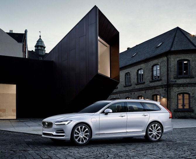 Volvo V90 Nikad bogatija i povoljnija ponuda: Sedam premijernih modela automobila 