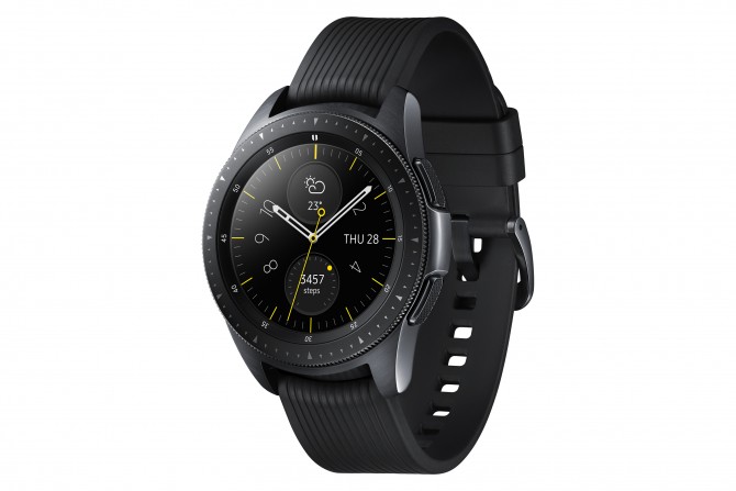 Galaxy Watch 42mm Midnight Black 2 e1533893005843 Budite stalno povezani bez obzira na to gde se nalazite sa novim Samsung Galaxy satom