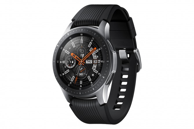 Galaxy Watch 46mm 1 e1533893107352 Budite stalno povezani bez obzira na to gde se nalazite sa novim Samsung Galaxy satom