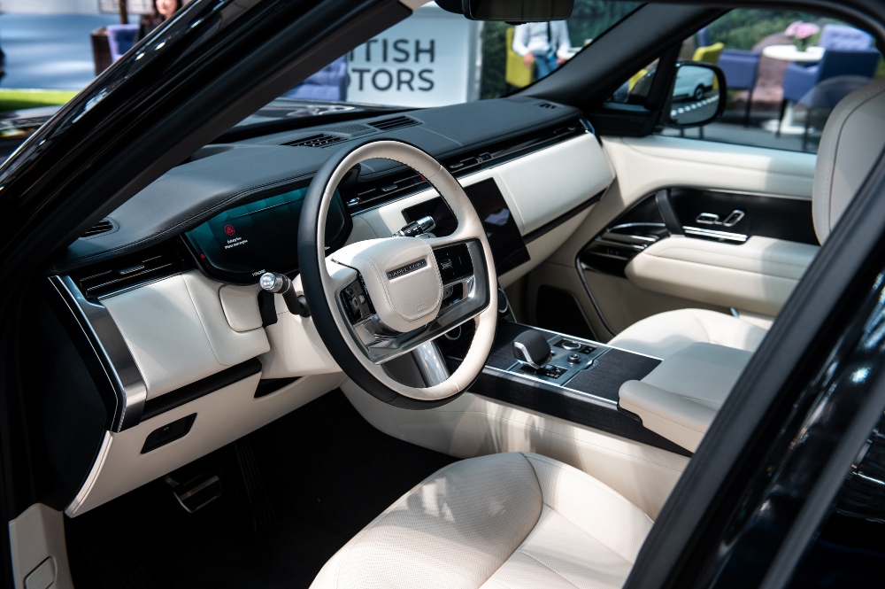 Luksuzna Jaguar Land Rover klasa je kreirana da jednostavno moze sve 5 Nova luksuzna Jaguar Land Rover klasa je kreirana da jednostavno može sve!