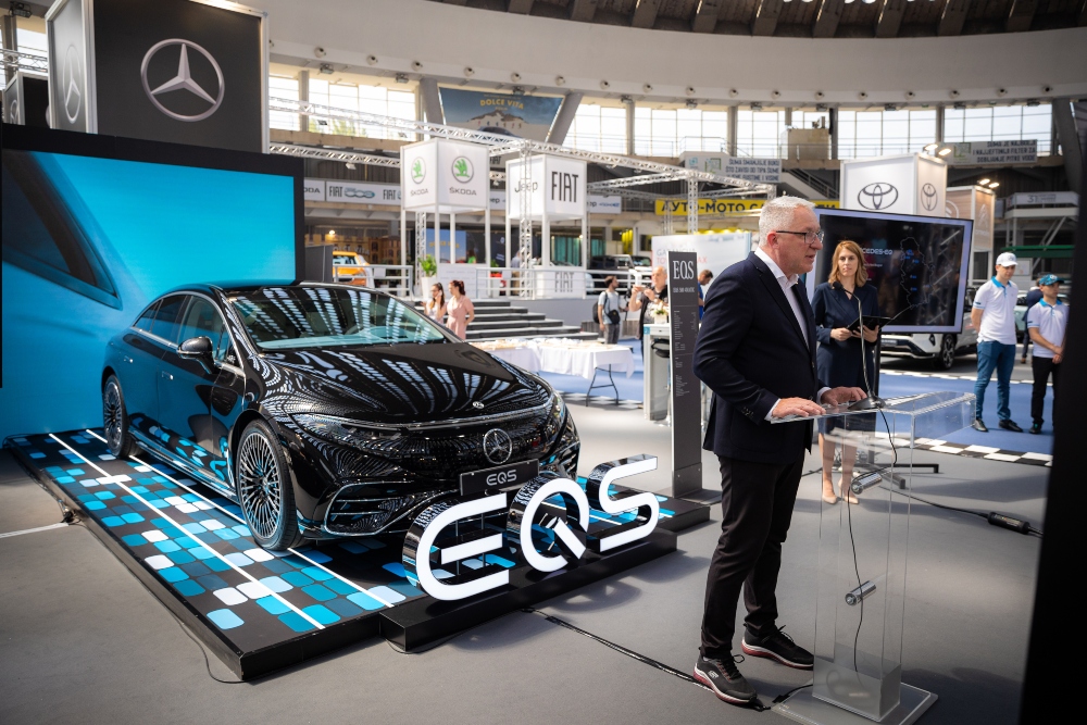 Mercedes EQ 2 Budućnost je električna   tri Mercedes EQ predstavljena na BG Eco Car show manifestaciji