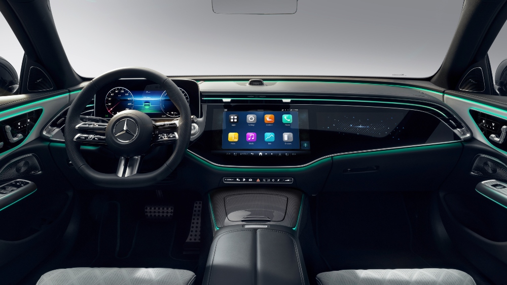 Mercedes Benz E Klasa 1 Nova Mercedes Benz E Klasa: Predstavljamo vam inovativnu dimenziju koncepta i dizajn enterijera
