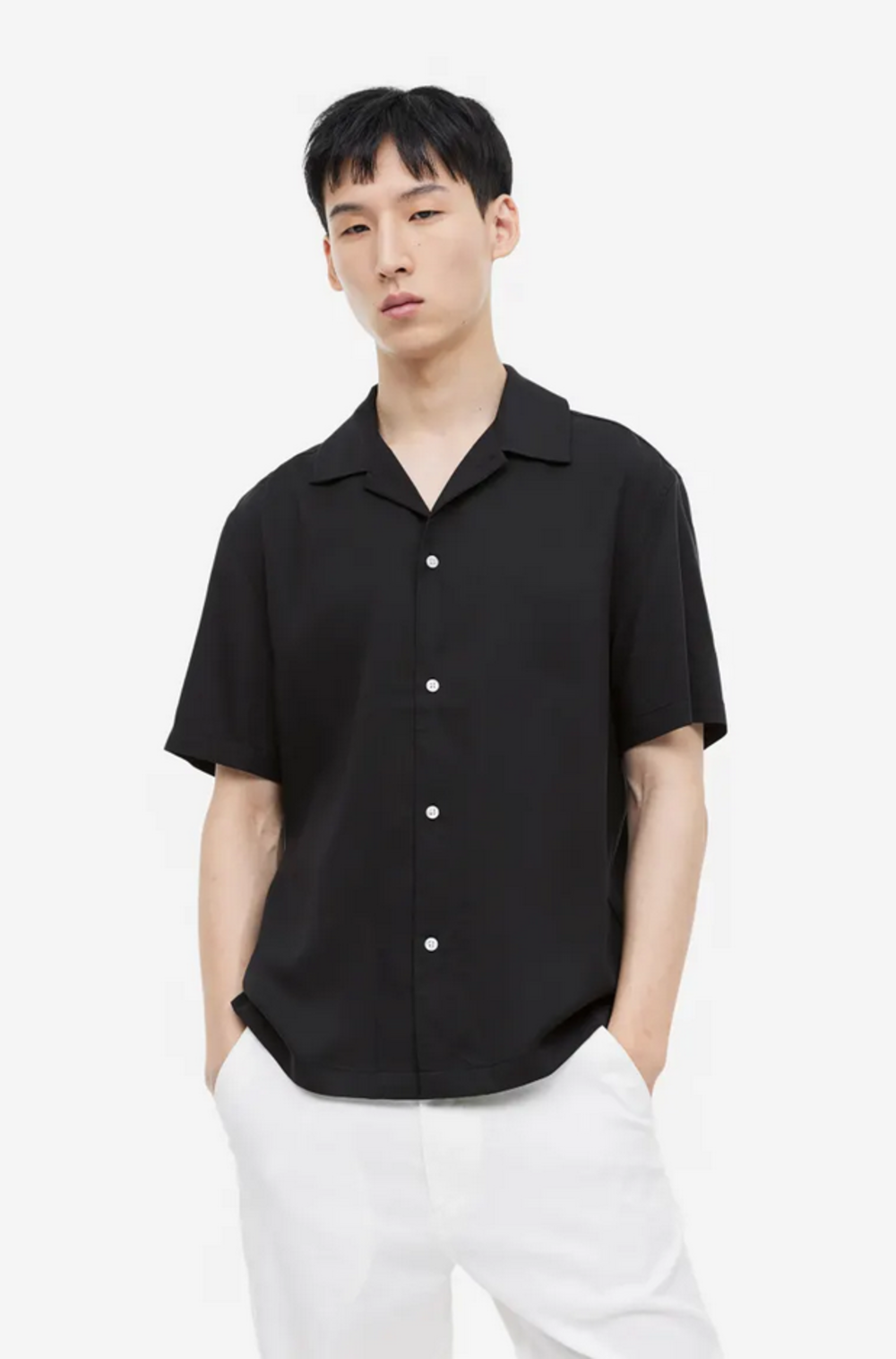 7 Crna kosulja HM Najbolje košulje za muškarce iz domaće ponude   od klasika do odvažnih printova