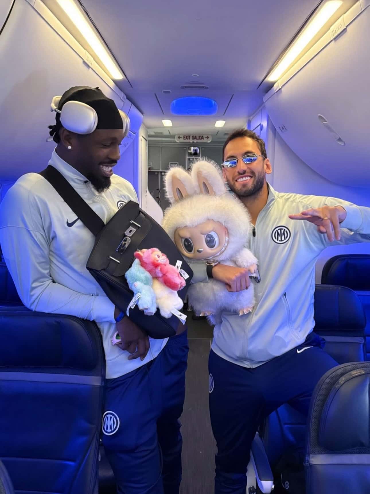 footballerfits 1750670138 3661208940846400412 29556057815 min Trend plišanih igračaka Labubu prigrlili su i poznati fudbaleri, a evo šta nam to govori