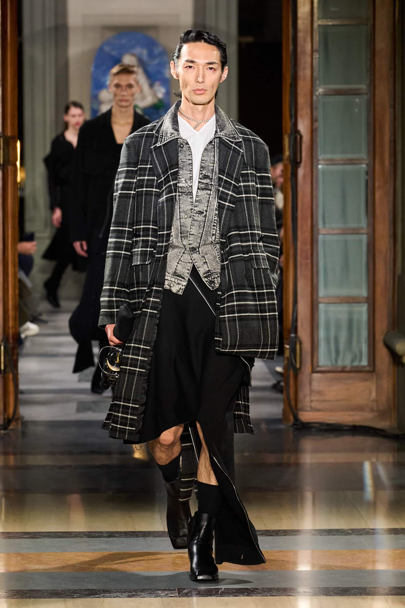 Setchu m F25 005 min Ovi muški trendovi će definisati sezonu pred nama   i da, odvažni su