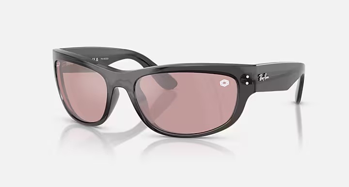 0RB2289  14543E  P21  shad  qt 1 Ray Ban predstavlja svetlu i tamnu stranu sile uz Star Wars