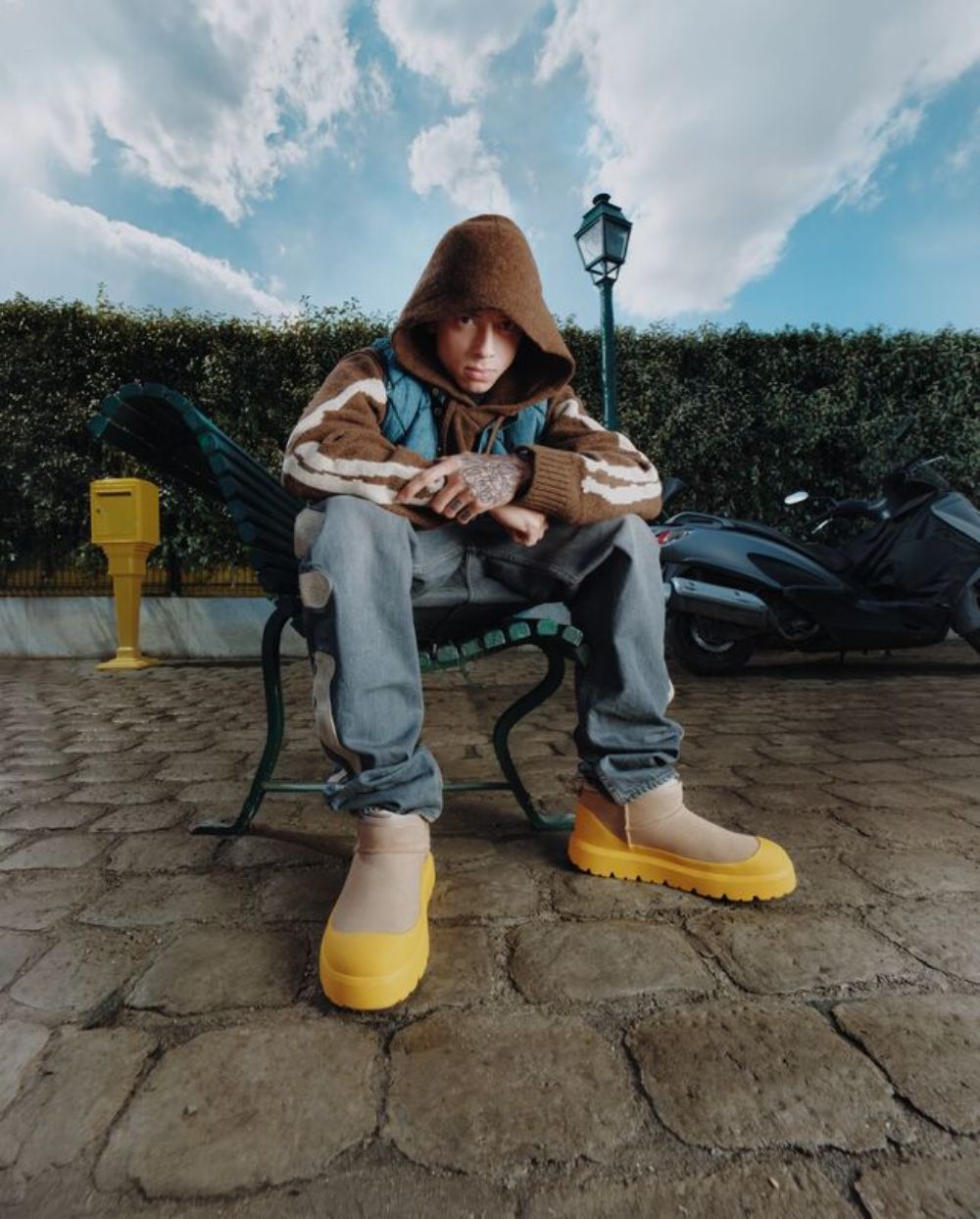 UGG muška kolekcija: Kultna udobnost prepoznatljiva na prvi korak UGG UGG muška kolekcija: Kultna udobnost prepoznatljiva na prvi korak