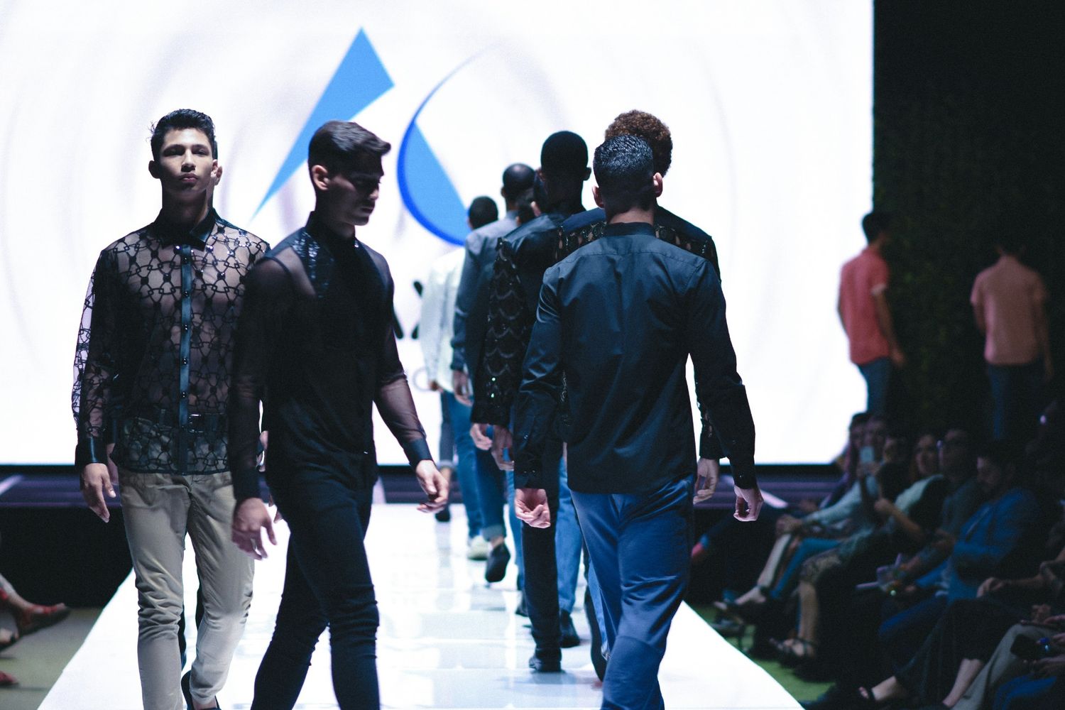 chalo garcia HVljw76f DM unsplash 1 Nedelja mode za muškarce je u toku, a ovo su (do sada) istaknuti momenti