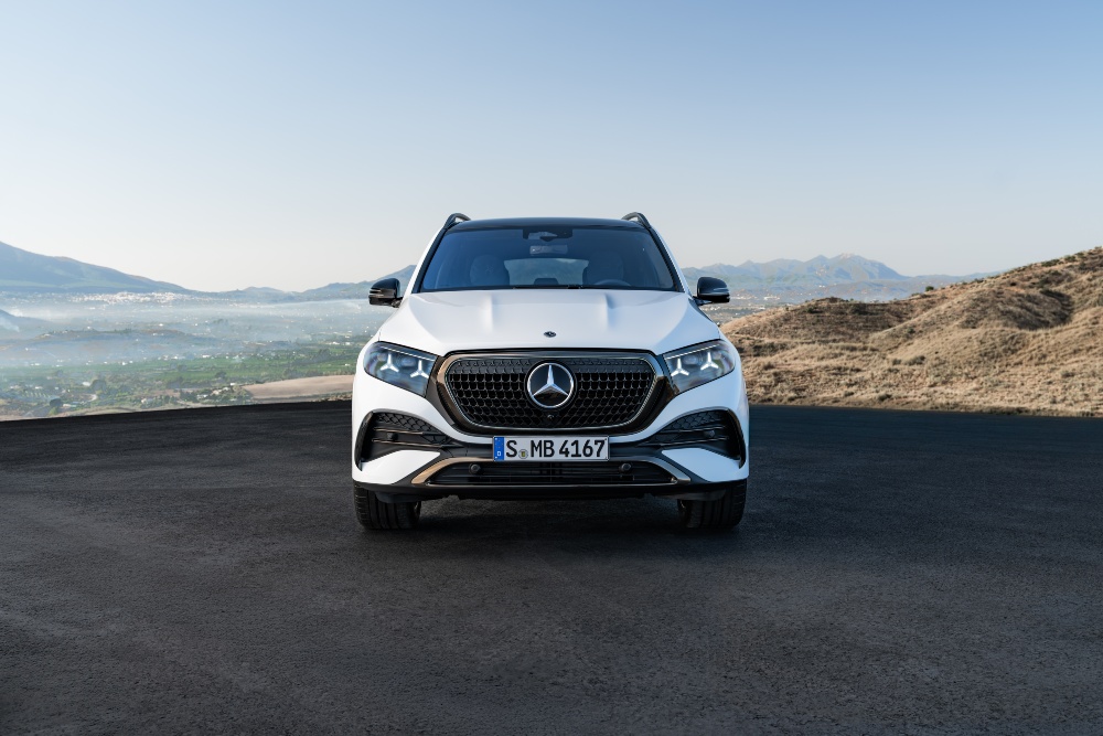 Novi Mercedes Benz GLE Novi Mercedes‑Benz GLE: Moderna inteligencija susreće impresivne performanse