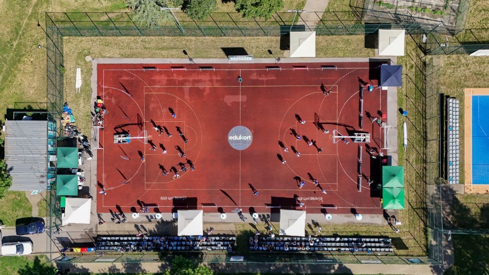 ECOCOURT BUSINESS 3x3 1 Basket za planetu: Jubilarni ekološki turnir ECOCOURT BUSINESS 3x3 na terenima KK Crvena zvezda