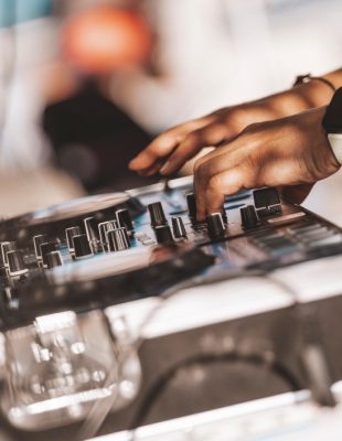 Kiko Navarro i Danijel Čehranov predvode najveći Coffee Party u Beogradu!