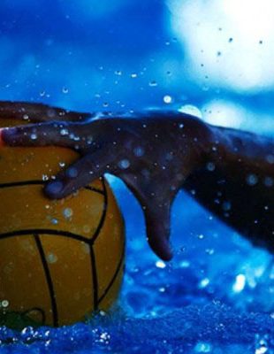 Hot Sport: Mađari poslali “delfine” na Grke