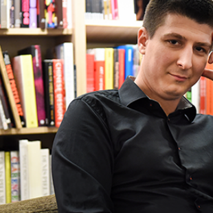 Intervju: Andrija Jonić, autor romana “Refren”