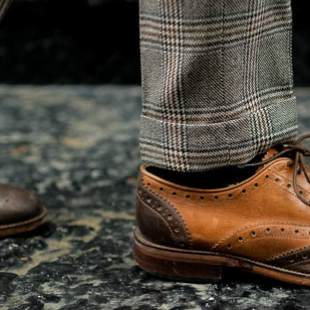 Braon cipele: Savršeni pratilac svake elegantne kombinacije