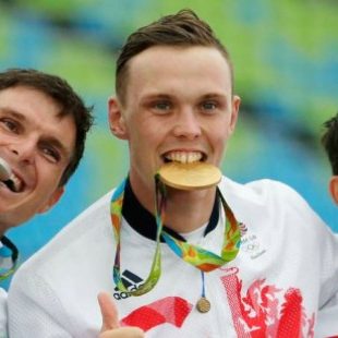 Znate li zašto Olimpijski šampioni uvek zagrizu svoje medalje?