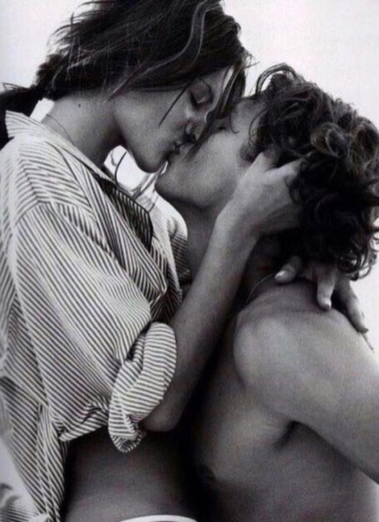 Indijska mudrost o odnosima: Žena je reka, a muškarac korito