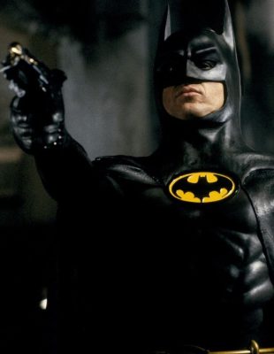Michael Keaton se vraća kao Batman, a mi se prisećamo njegovih 5 uloga koje govore da je to pravi potez