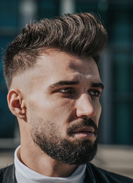 Opadanje kose kod muškaraca: Uzroci, prevencija i proizvodi koji vam mogu pomoći