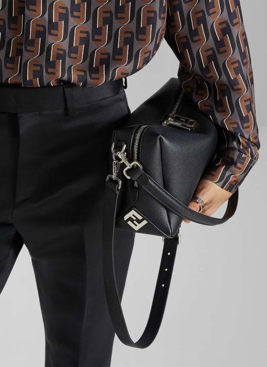 FENDI Lui je nova muška it torba i suptilna izjava stila