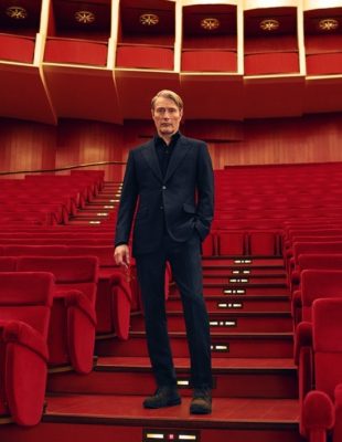 Zakoračite u Zegna svet kroz novu kampanju sa Mads Mikkelsenom