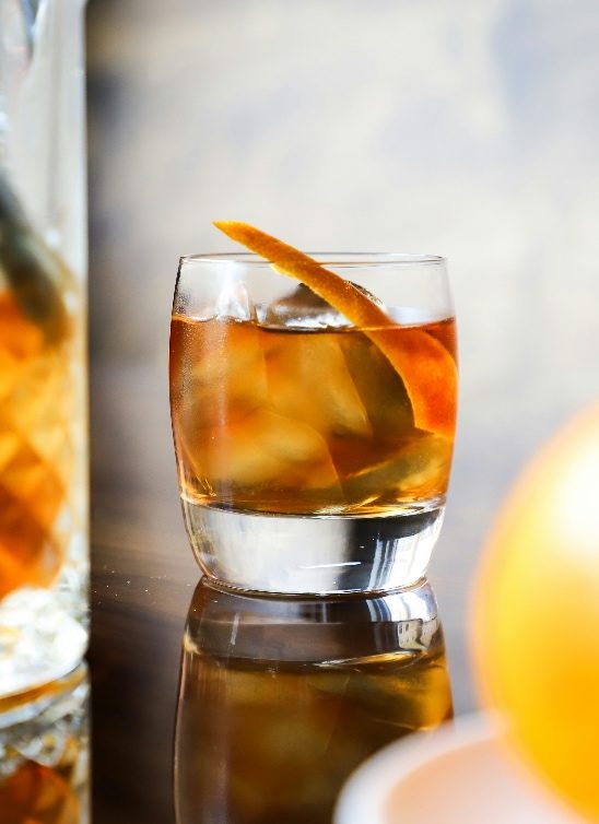 Jesenji kokteli koji mirišu na kožu, dim i začine