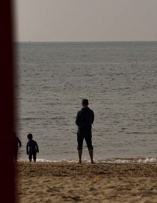 Postporođajna depresija kod očeva: Skrivena borba o kojoj se retko govori