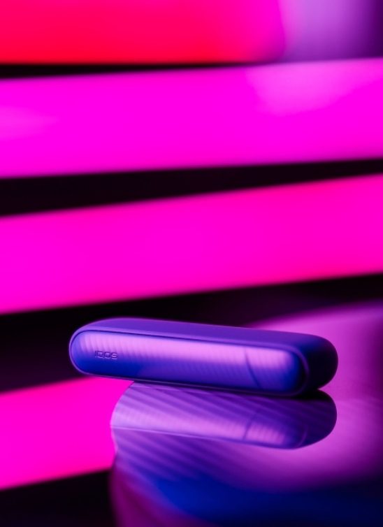 Godina Electric Purple nijanse: IQOS donosi talas novih iskustava i inovacija